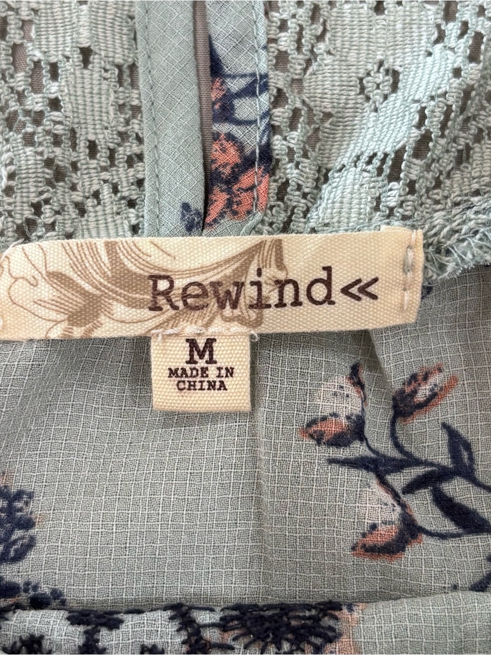 Rewind Womens M Cold Shoulder Floral Blouse Lace Embroidered Boho Mint Top NWT - Picture 2 of 11